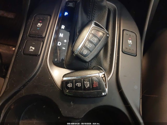 Продажа на аукционе авто 2016 Hyundai Santa Fe Sport 2.0l Turbo, vin: 5XYZWDLA5GG324230, номер лота: 45918120
