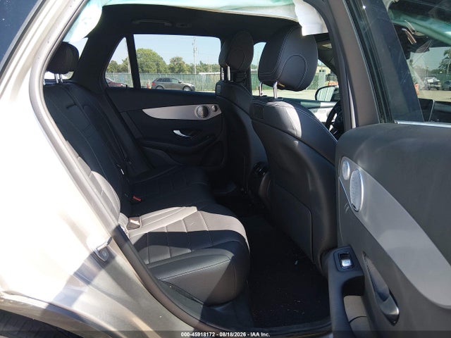 45918172 :رقم المزاد ، WDC0G4KB8KV137351 vin ، 2019 Mercedes-benz Glc 300 4matic مزاد بيع