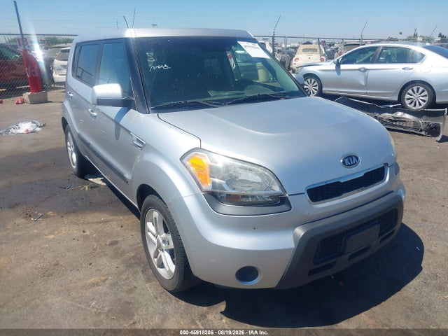 45918206 :رقم المزاد ، KNDJT2A28B7272765 vin ، 2011 Kia Soul + مزاد بيع