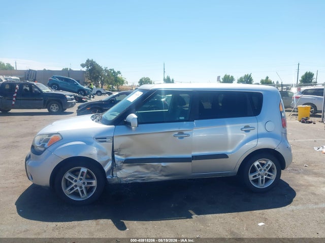 45918206 :رقم المزاد ، KNDJT2A28B7272765 vin ، 2011 Kia Soul + مزاد بيع