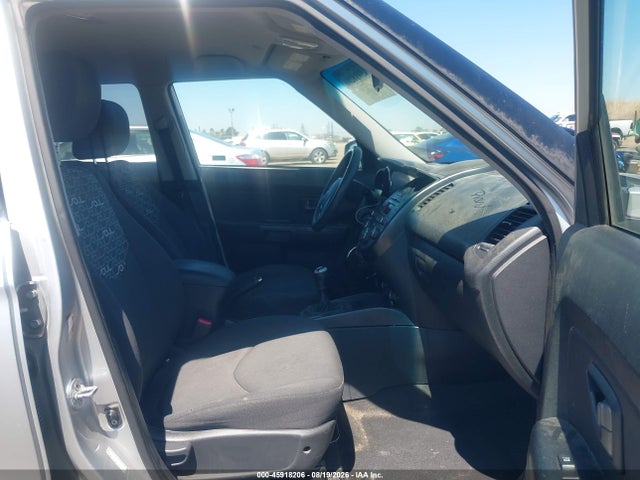 45918206 :رقم المزاد ، KNDJT2A28B7272765 vin ، 2011 Kia Soul + مزاد بيع