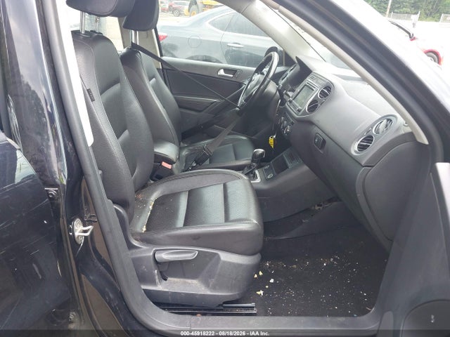 Продажа на аукционе авто 2017 Volkswagen Tiguan, vin: WVGAV7AX5HK014353, номер лота: 45918222