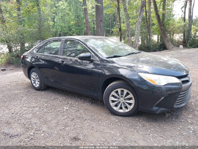 2017 Toyota Camry Le მანქანა იყიდება აუქციონზე, vin: 4T1BF1FKXHU761558, აუქციონის ნომერი: 45918240