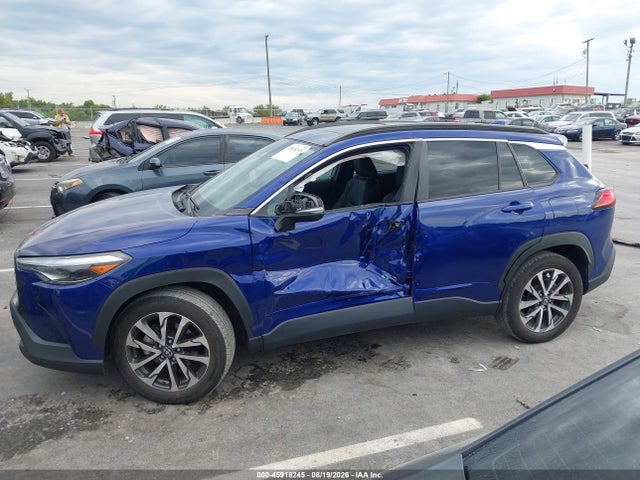 Продаж на аукціоні авто 2023 Toyota Corolla Cross Xle, vin: 7MUDAABGXPV074618, номер лоту: 45918245