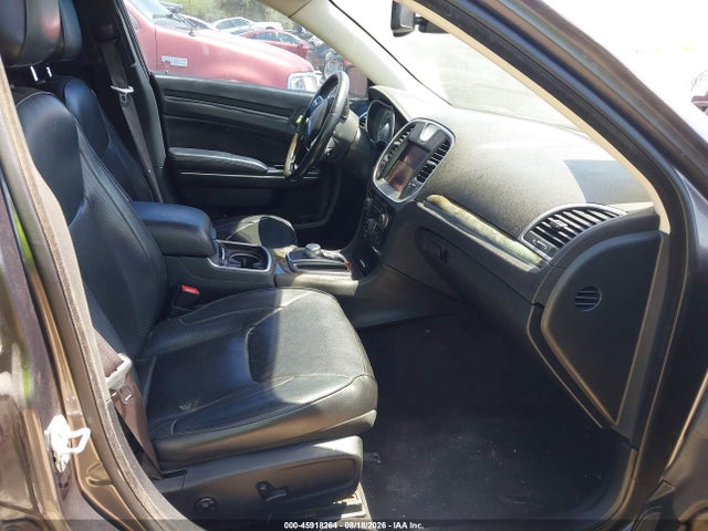 45918264 :رقم المزاد ، 2C3CCAEG7HH662637 vin ، 2017 Chrysler 300c مزاد بيع