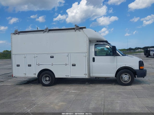45918311 :رقم المزاد ، 1GBJG31U551154681 vin ، 2005 Chevrolet Express Cutaway Base W/c7l/c7n مزاد بيع