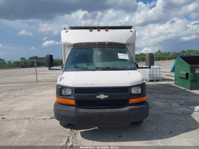 45918311 :رقم المزاد ، 1GBJG31U551154681 vin ، 2005 Chevrolet Express Cutaway Base W/c7l/c7n مزاد بيع