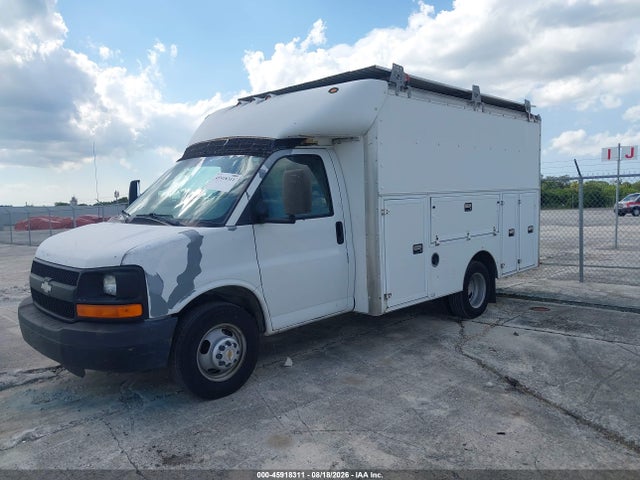 45918311 :رقم المزاد ، 1GBJG31U551154681 vin ، 2005 Chevrolet Express Cutaway Base W/c7l/c7n مزاد بيع