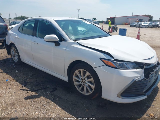 45918326 :رقم المزاد ، 4T1C11AK7RU189215 vin ، 2024 Toyota Camry Le مزاد بيع