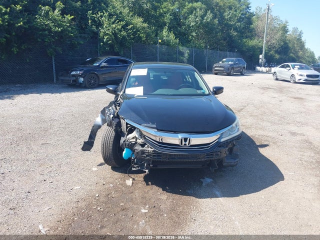 1HGCR2F32HA122575 Honda ACCORD LX