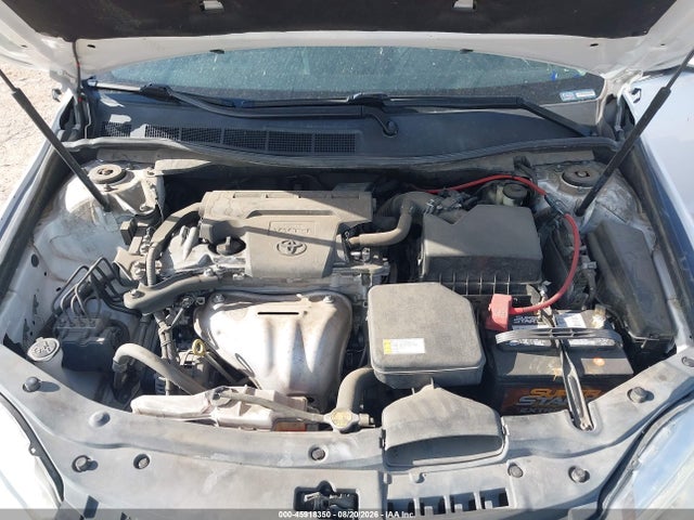 45918350 :رقم المزاد ، 4T4BF1FK1FR515887 vin ، 2015 Toyota Camry Le مزاد بيع