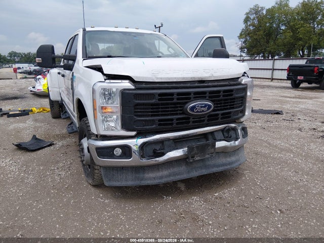 1FT8W3DT8SED64910 Ford F-350 Xl