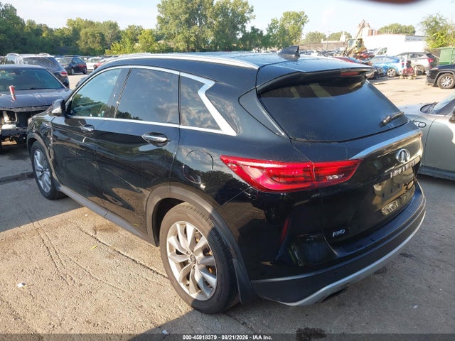 45918379 :رقم المزاد ، 3PCAJ5M3XLF113768 vin ، 2020 Infiniti Qx50 Luxe Awd مزاد بيع