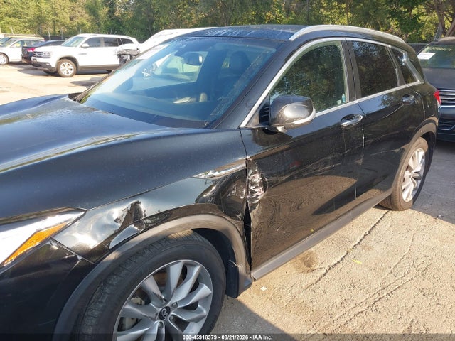 45918379 :رقم المزاد ، 3PCAJ5M3XLF113768 vin ، 2020 Infiniti Qx50 Luxe Awd مزاد بيع