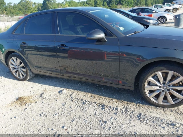 Продажа на аукционе авто 2017 Audi A4 Premium, vin: WAUGNAF44HN006279, номер лота: 45918401