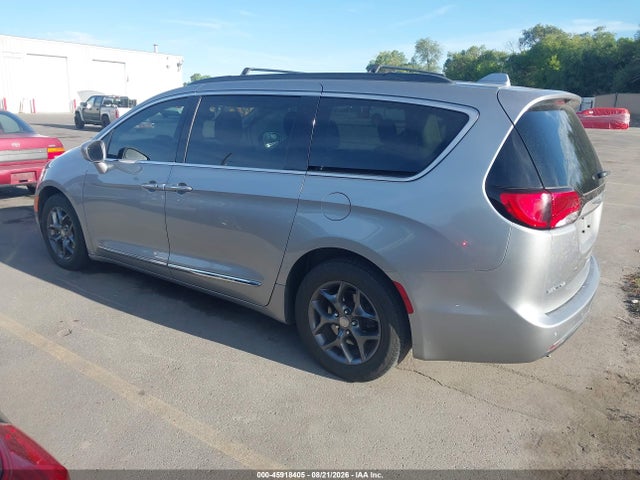 Aukcja sprzedaży 2017 Chrysler Pacifica Touring-l, vin: 2C4RC1BG3HR668388, numer aukcji: 45918405