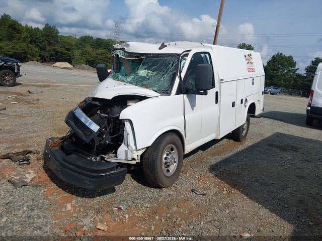 45918567 :رقم المزاد ، 1GB0GRFG4K1368946 vin ، 2019 Chevrolet Express Cutaway 4500 مزاد بيع
