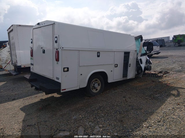 45918567 :رقم المزاد ، 1GB0GRFG4K1368946 vin ، 2019 Chevrolet Express Cutaway 4500 مزاد بيع