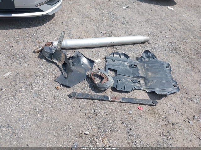1GCVKREC1EZ323533 Chevrolet Silverado 1500 Lt