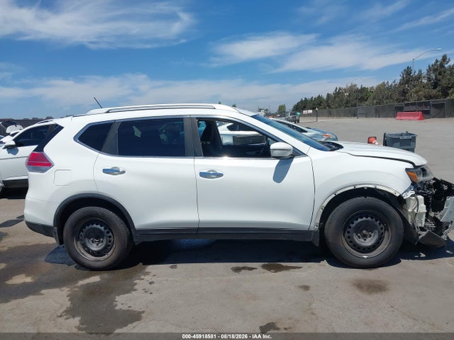 Nissan ROGUE S 2016 KNMAT2MT1GP732005 Image 14