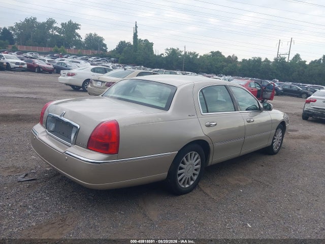 Aukcja sprzedaży 2005 Lincoln Town Car Signature, vin: 1LNHM81W75Y601208, numer aukcji: 45918591