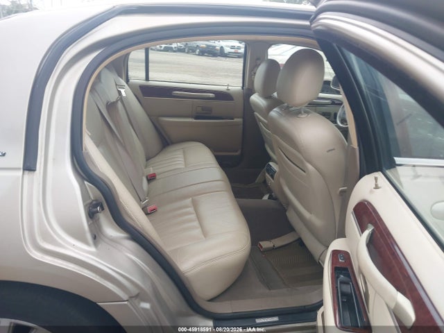 Aukcja sprzedaży 2005 Lincoln Town Car Signature, vin: 1LNHM81W75Y601208, numer aukcji: 45918591