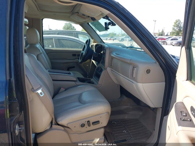 Продажа на аукционе авто 2005 Chevrolet Suburban 1500 Lt, vin: 1GNFK16Z55J187843, номер лота: 45918592