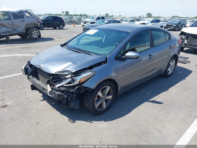 45918652 :رقم المزاد ، 3KPFL4A71JE249601 vin ، 2018 Kia Forte S مزاد بيع