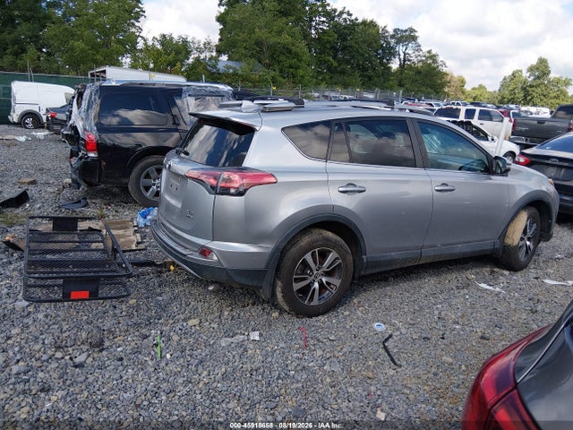 45918658 :رقم المزاد ، 2T3RFREV5JW709633 vin ، 2018 Toyota Rav4 Xle مزاد بيع