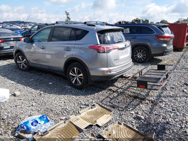 45918658 :رقم المزاد ، 2T3RFREV5JW709633 vin ، 2018 Toyota Rav4 Xle مزاد بيع