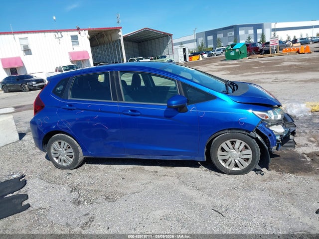 Aukcja sprzedaży 2015 Honda Fit Lx, vin: 3HGGK5H57FM748533, numer aukcji: 45918711