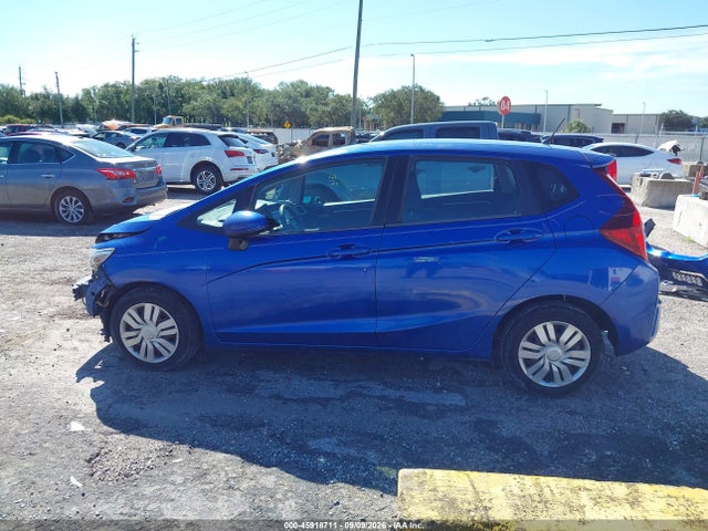 Aukcja sprzedaży 2015 Honda Fit Lx, vin: 3HGGK5H57FM748533, numer aukcji: 45918711