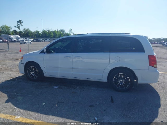 2017 Dodge Grand Caravan Sxt მანქანა იყიდება აუქციონზე, vin: 2C4RDGCG3HR574123, აუქციონის ნომერი: 45918718