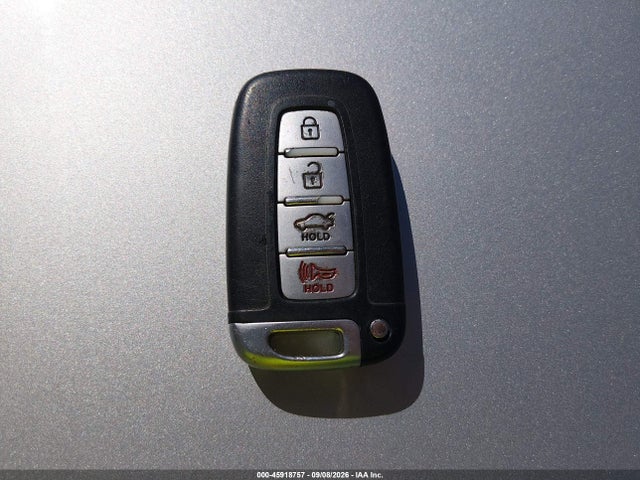 Auction sale of the 2013 Hyundai Sonata Hybrid Limited, vin: KMHEC4A46DA098873, lot number: 45918757