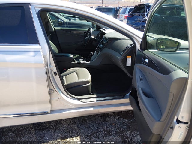 Auction sale of the 2013 Hyundai Sonata Hybrid Limited, vin: KMHEC4A46DA098873, lot number: 45918757
