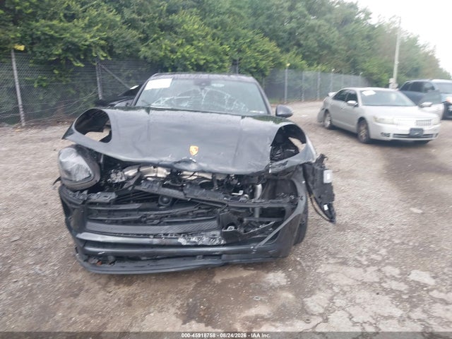 Porsche Macan T 2024 WP1AA2A55RLB00080 Image 12