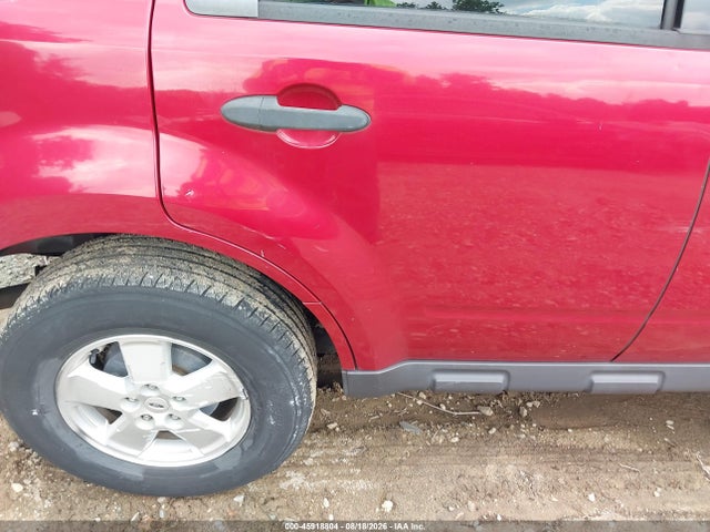 45918804 :رقم المزاد ، 1FMCU93138KD90338 vin ، 2008 Ford Escape Xlt مزاد بيع