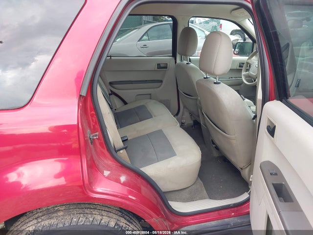 45918804 :رقم المزاد ، 1FMCU93138KD90338 vin ، 2008 Ford Escape Xlt مزاد بيع