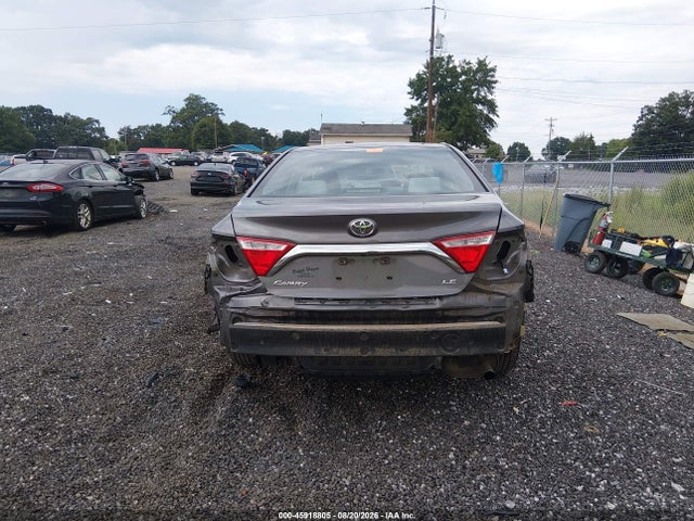 2017 Toyota Camry Le მანქანა იყიდება აუქციონზე, vin: 4T1BF1FK5HU447641, აუქციონის ნომერი: 45918805