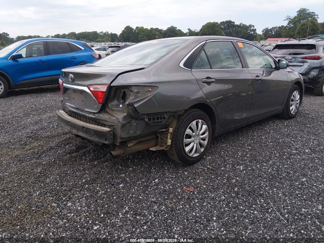 2017 Toyota Camry Le მანქანა იყიდება აუქციონზე, vin: 4T1BF1FK5HU447641, აუქციონის ნომერი: 45918805