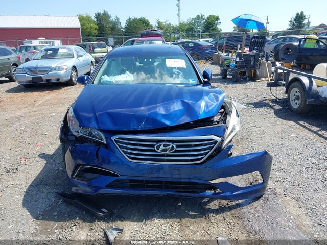 Продажа на аукционе авто 2015 Hyundai Sonata Se, vin: 5NPE24AF8FH212926, номер лота: 45918832