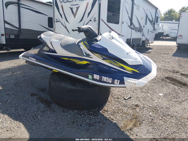 45918843 :رقم المزاد ، 00000YAMA0841I617 vin ، 2017 Yamaha Vx110 Deluxe مزاد بيع