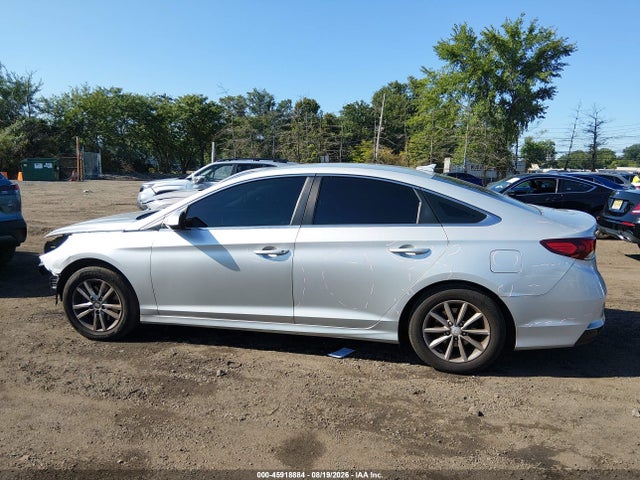 Продажа на аукционе авто 2018 Hyundai Sonata Se, vin: 5NPE24AF8JH716241, номер лота: 45918884
