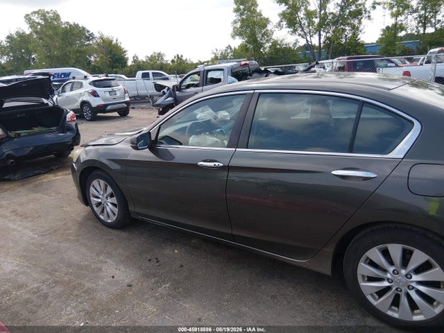 2014 Honda Accord Ex მანქანა იყიდება აუქციონზე, vin: 1HGCR2F70EA136585, აუქციონის ნომერი: 45918886