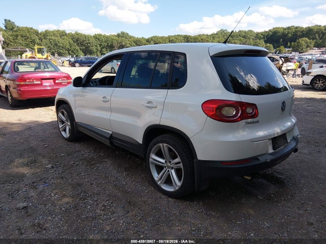 2009 Volkswagen Tiguan S მანქანა იყიდება აუქციონზე, vin: WVGCV75N49W524883, აუქციონის ნომერი: 45918907