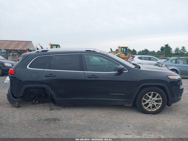 2015 Jeep Cherokee Latitude მანქანა იყიდება აუქციონზე, vin: 1C4PJMCS2FW685821, აუქციონის ნომერი: 45919010