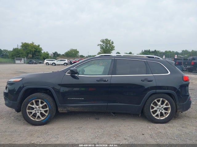 2015 Jeep Cherokee Latitude მანქანა იყიდება აუქციონზე, vin: 1C4PJMCS2FW685821, აუქციონის ნომერი: 45919010