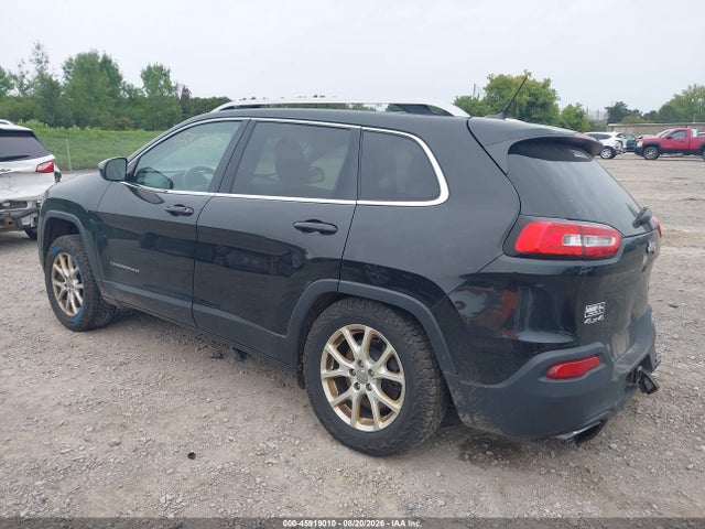 2015 Jeep Cherokee Latitude მანქანა იყიდება აუქციონზე, vin: 1C4PJMCS2FW685821, აუქციონის ნომერი: 45919010