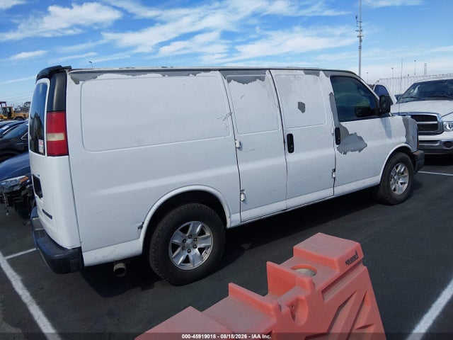 45919018 :رقم المزاد ، 1GCFG15X551250420 vin ، 2005 Chevrolet Express مزاد بيع