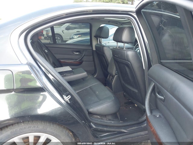 2011 Bmw 335 I მანქანა იყიდება აუქციონზე, vin: WBAPM5C50BF182061, აუქციონის ნომერი: 45919043